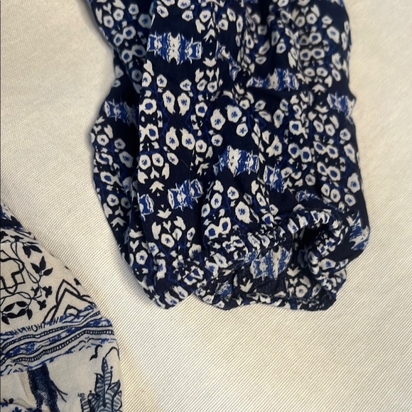 Fred David Blue and White Ruffled Blouse - Picture 6 of 6